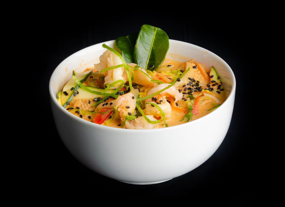 Pikantna zupa z krewetkami i warzywami Mito Sushi Gdańsk